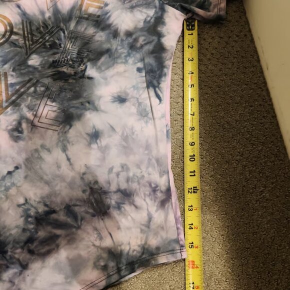 Free Kisses tye dye LOVE shirt. Sz 1X - BENEFITS RESCUE DOGS - Picture 4 of 11